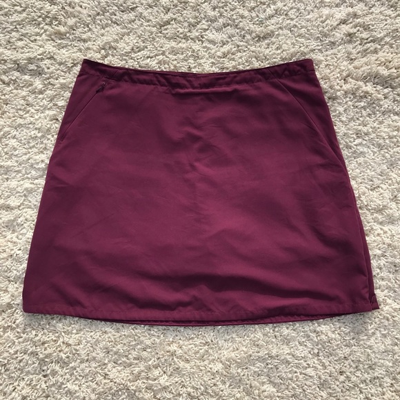 Patagonia Dresses & Skirts - Patagonia Burgundy Skort Size 12